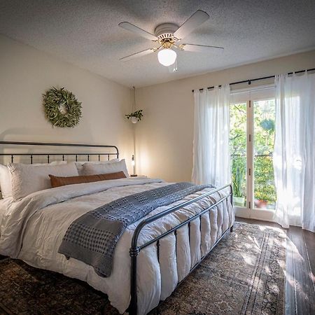 Lush, Enchanting Austin Oasis! Appartement Buitenkant foto